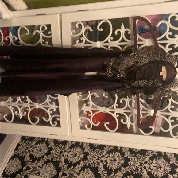 Top - Picture 2 of 3